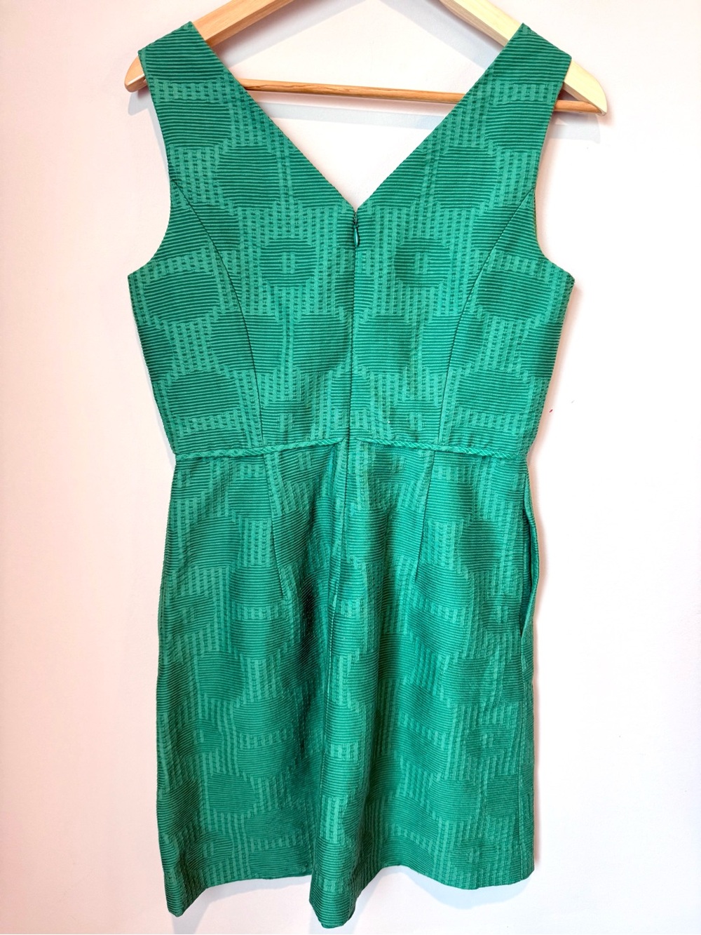 J.Crew Dublin Green Textured Jacquard V-Neck Sleeveless Cocktail Dress - Picture 3 of 3